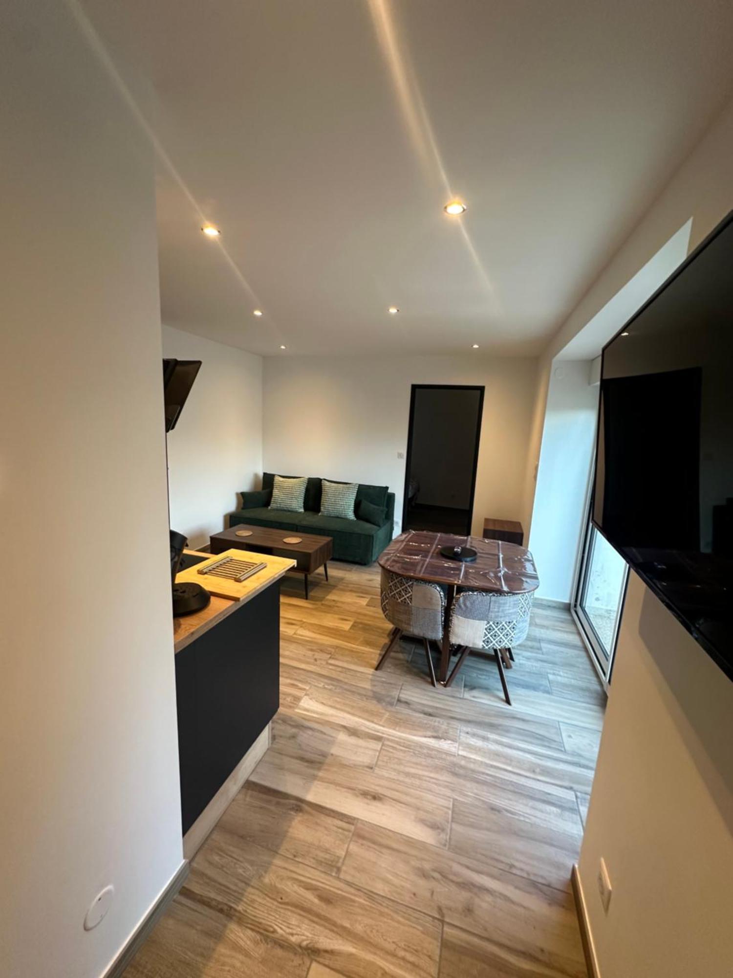 Appartement Moderne Et Confort Châtillon-sur-Seine Екстериор снимка